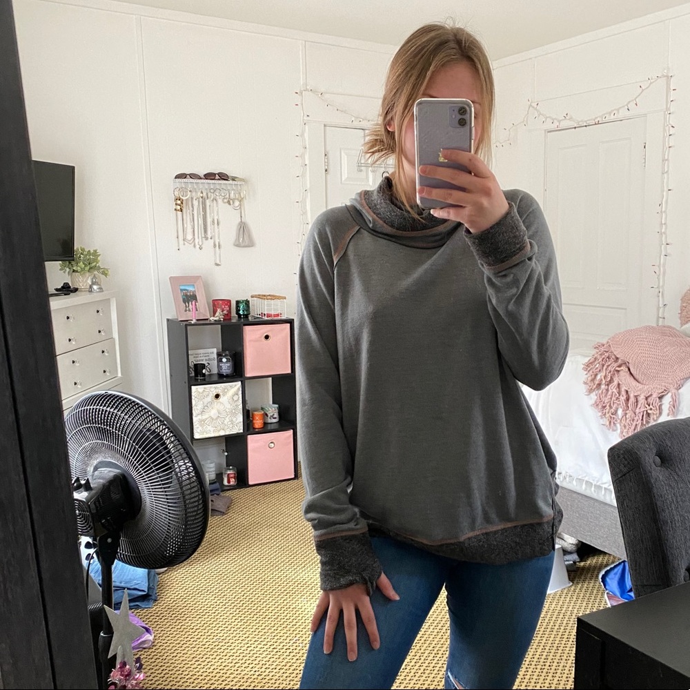 Mystree Sweatshirt